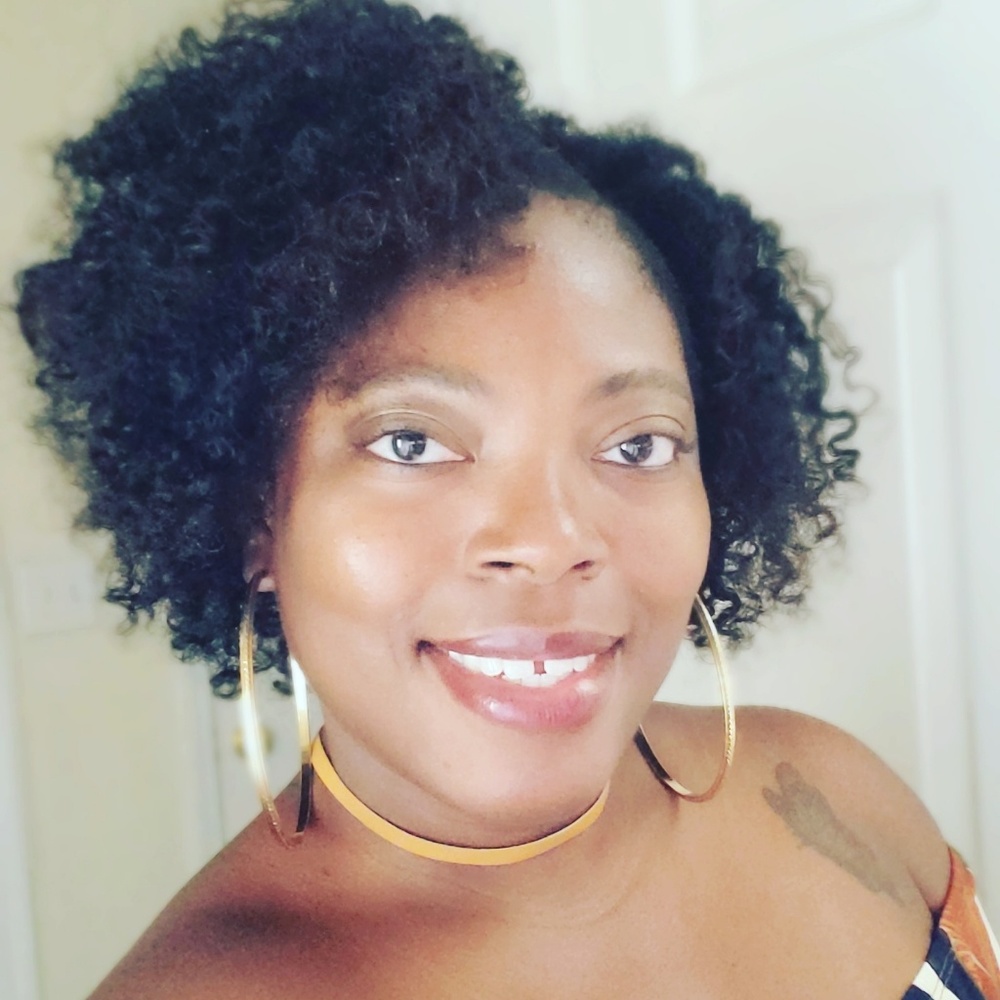 Meet your Posher, Kendra